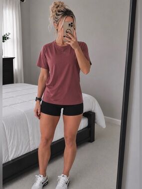 Nike One Dri-FIT Performance Workout Tee | Mauve Dusty Rose | Size: XL | NEW